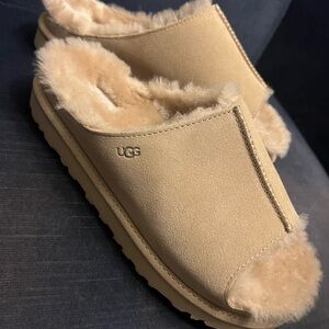 UGG Tan Women's Slippers